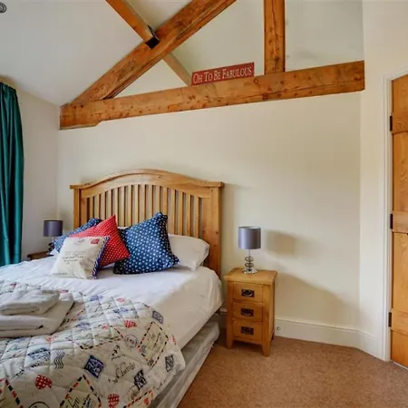 Quaint Holiday In Gayle Yorkshire With Garden بيت للعطل هاويس